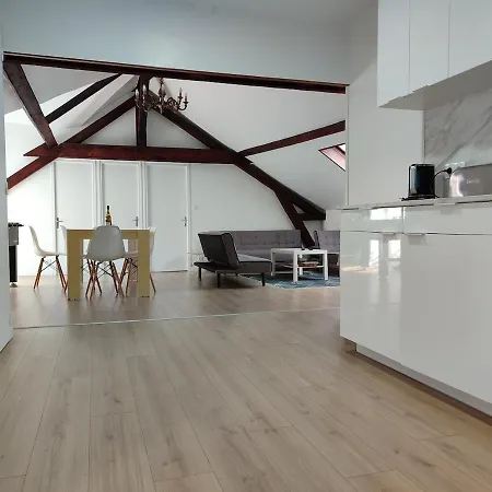 Hyper Centre 21 Bianca Apartment Fécamp